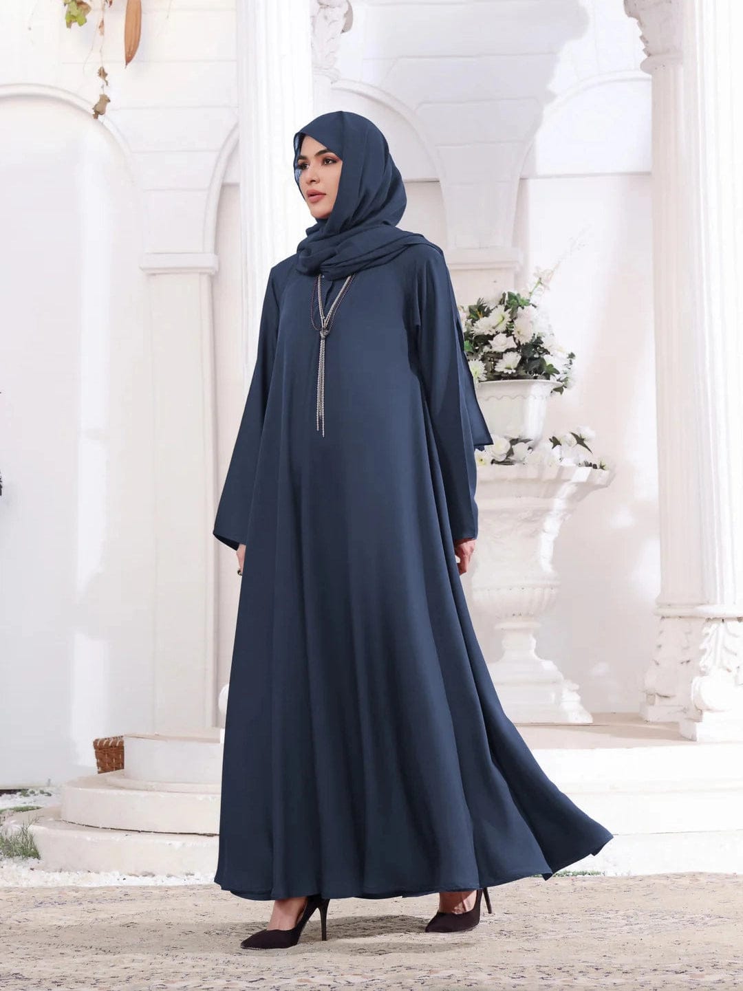 OMAIMA BLUE ABAYA